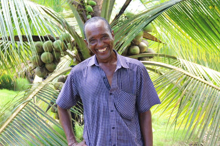 PUEDE Coconut producer